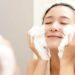12 loại sữa rửa mặt trị mụn tốt, đáng dùng nhất hiện nay!