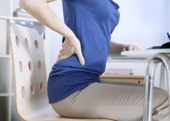 Giải đáp Nhức mỏi lưng là dấu hiệu gì?