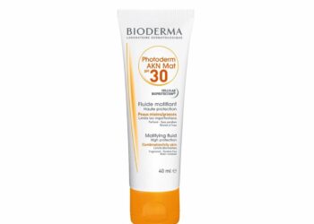 Thành phần chính Bioderma Photoderm AKN Mat SPF 30