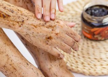 Một số lưu ý sau khi tẩy tế bào chết body