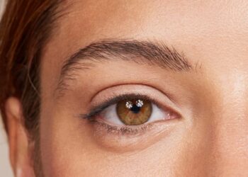 Gợi ý công thức trị thâm mắt bằng trứng gà khác 